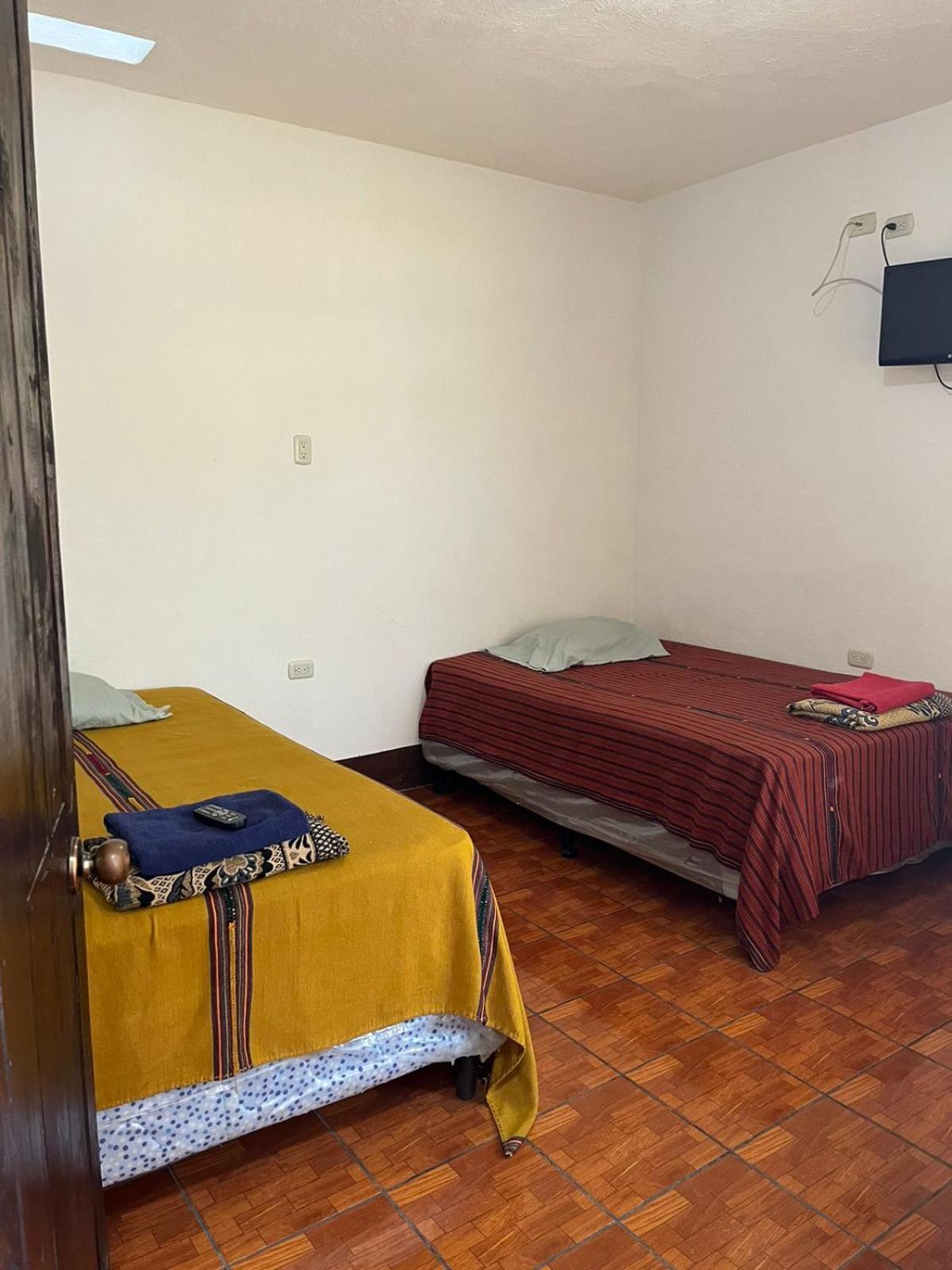 Hotel Cristal Antigua Buitenkant foto