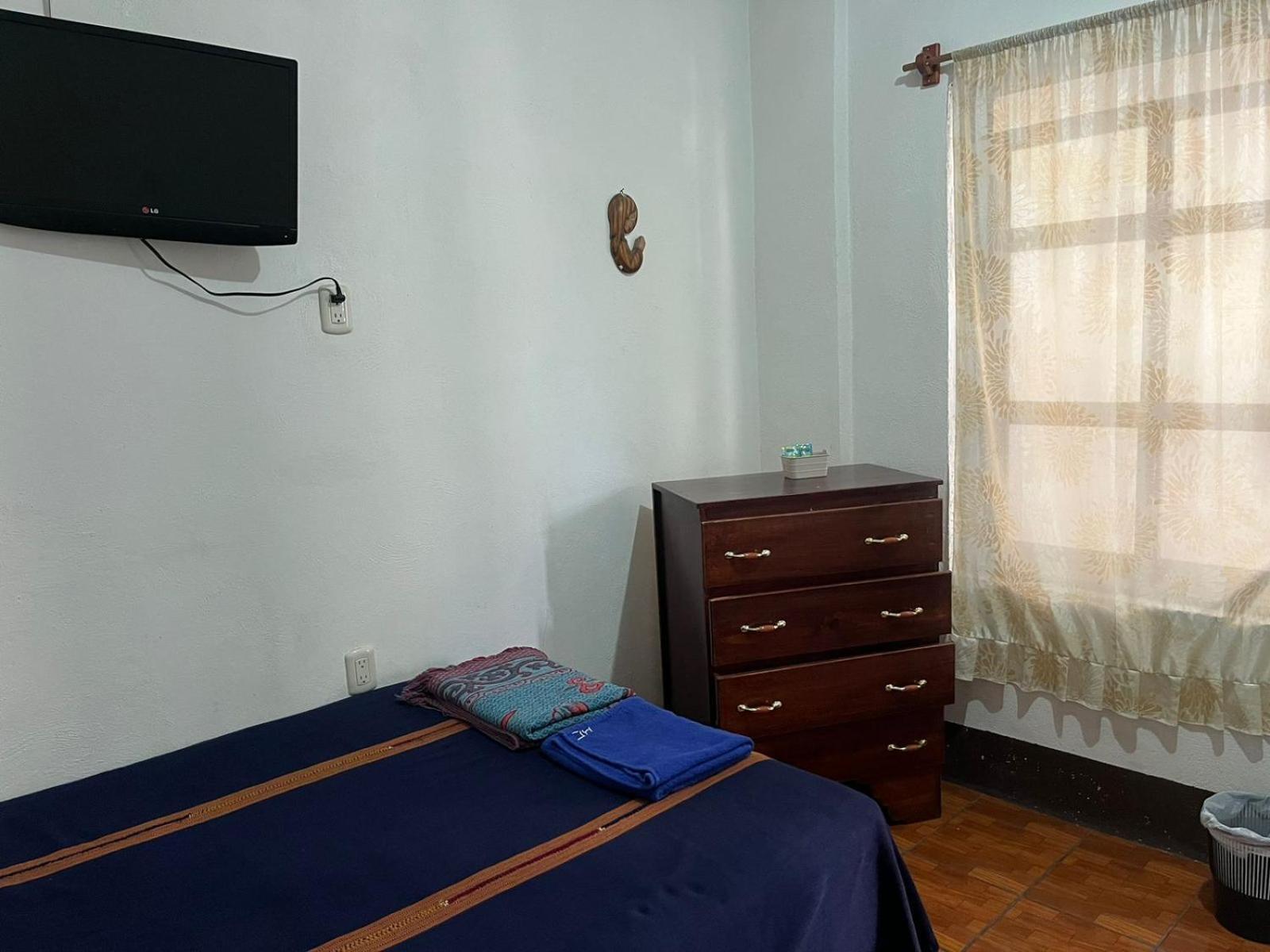 Hotel Cristal Antigua Buitenkant foto
